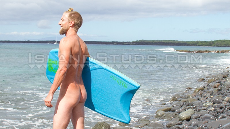 Sexy surfer dude Jasper jerking his rock hard Californian boy cock and  hairy ball sack â€“ Naked Big Dick Men