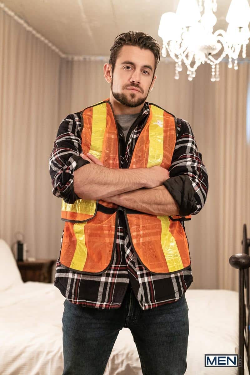 Sexy construction worker Dante Colle massive dick barebacking hottie twink Troye Dean at Men 2 gay porn image - Sexy construction worker Dante Colle's massive dick barebacking hottie twink Troye Dean at Men